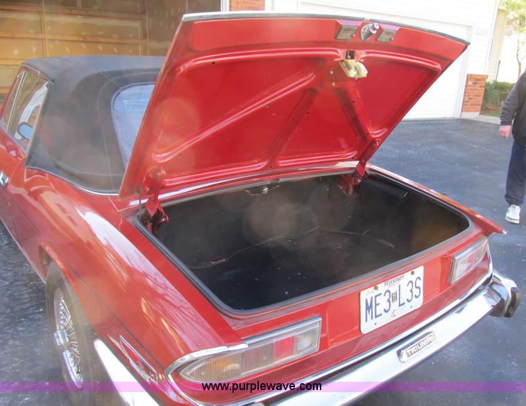 image for item D9308 1973 Triumph Stag convertible