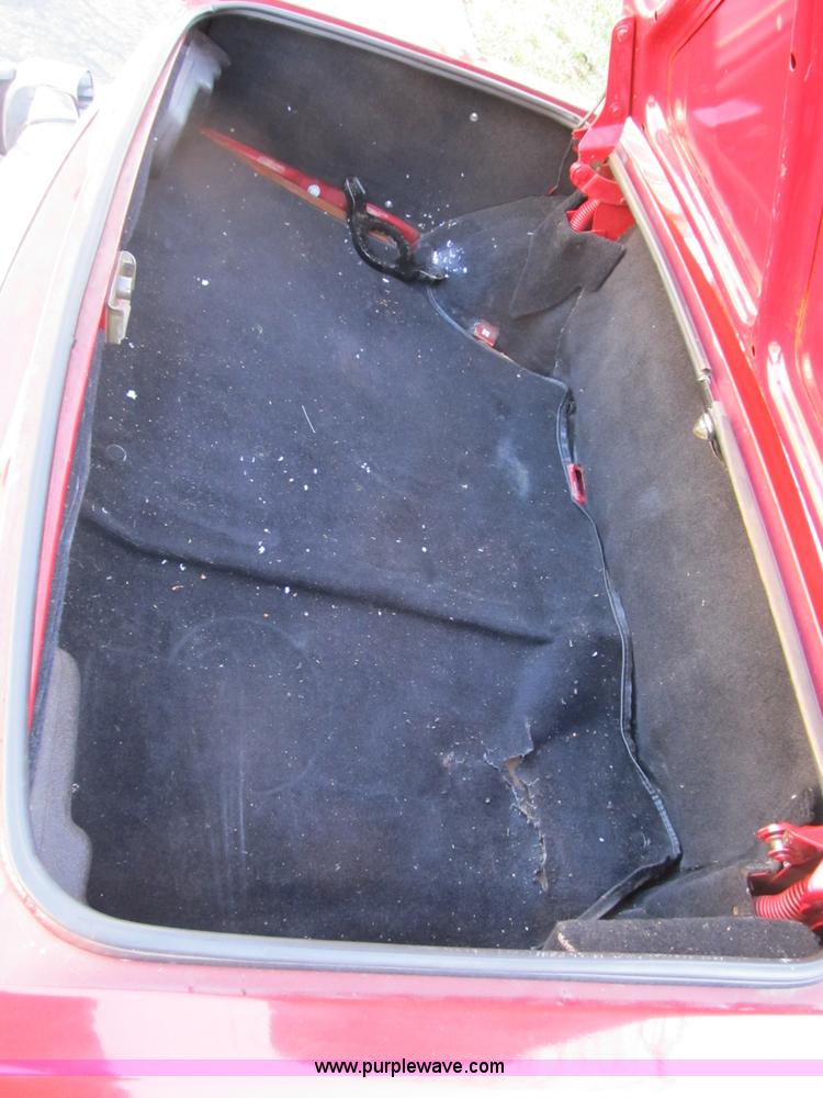 image for item D9308 1973 Triumph Stag convertible