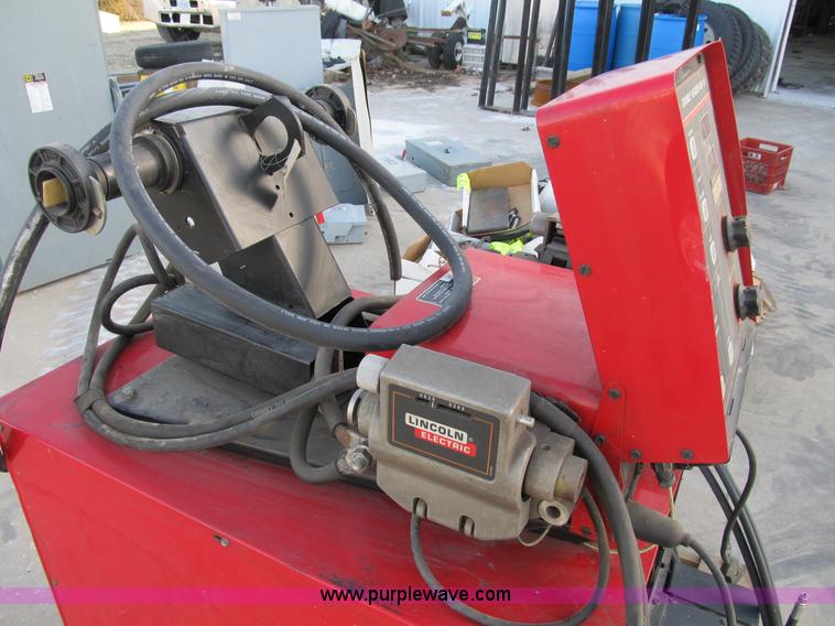 image for item D9321 Lincoln Electric DC 400 welder