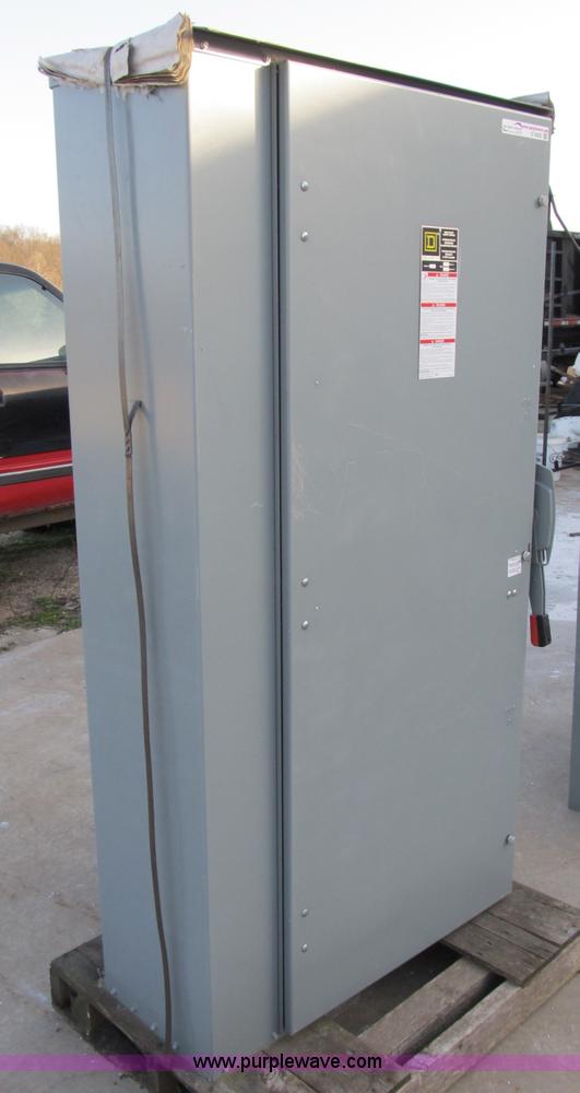 image for item D9322 Square D 1,200 amp disconnect box