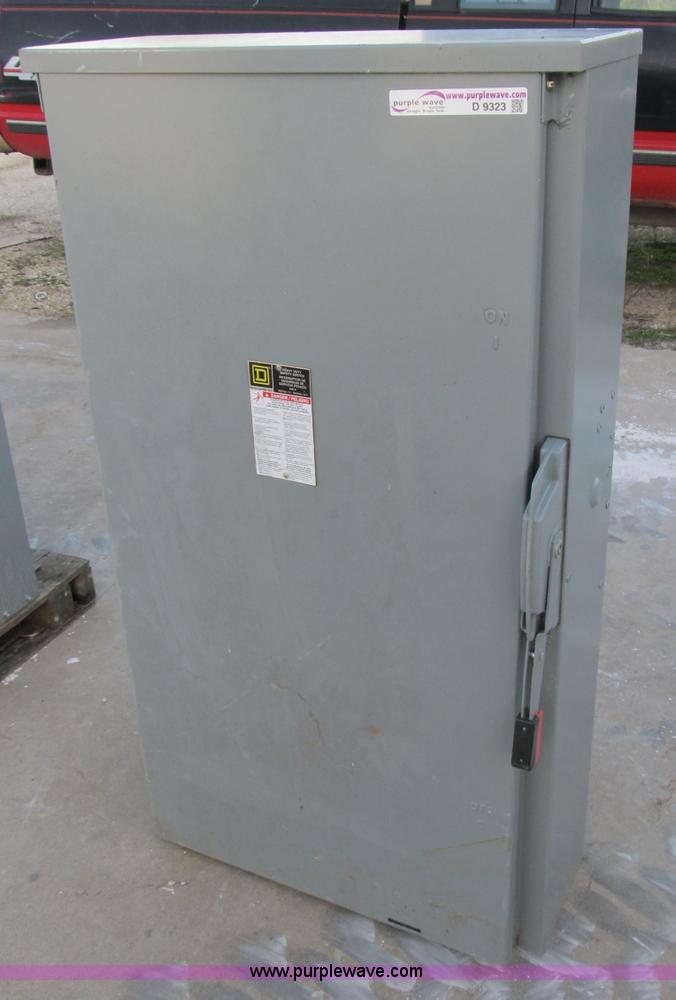 image for item D9323 Square D 600 amp disconnect box