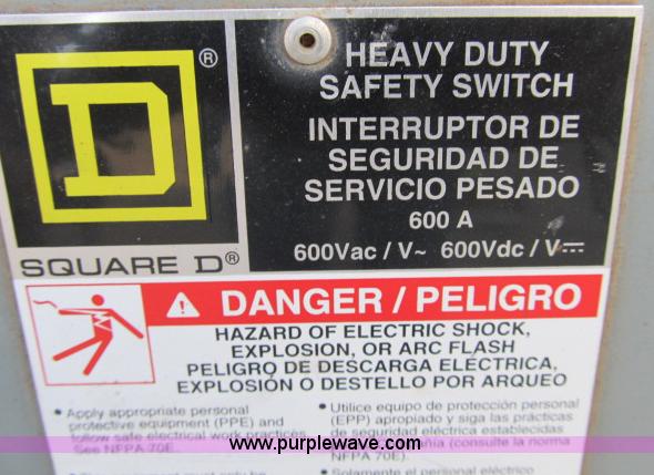 image for item D9323 Square D 600 amp disconnect box