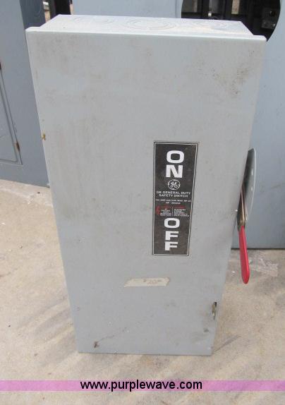 image for item D9324 Assorted panel boxes