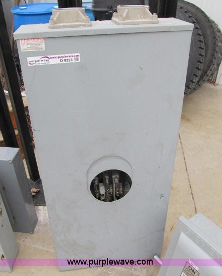 image for item D9324 Assorted panel boxes