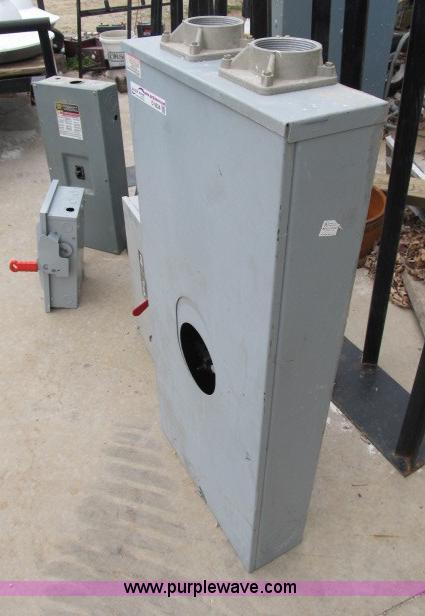 image for item D9324 Assorted panel boxes