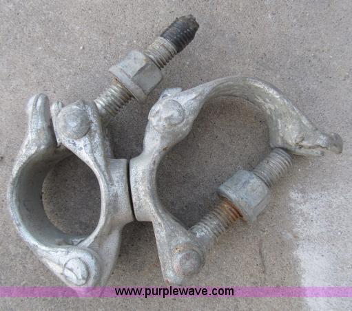 image for item D9327 (16) 1.5" scaffolding clamps