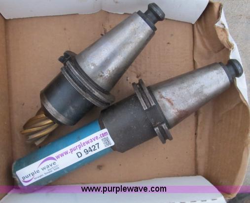 image for item D9427 Approximately 16 machine tools