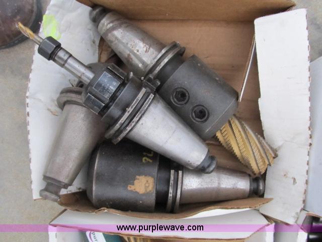 image for item D9427 Approximately 16 machine tools