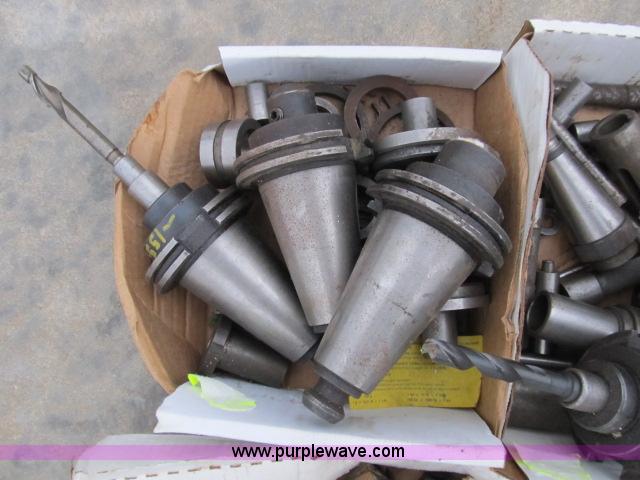 image for item D9427 Approximately 16 machine tools