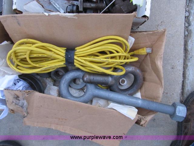 image for item D9429 Assorted machine tooling