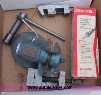 image for item D9432 Assorted machine tooling