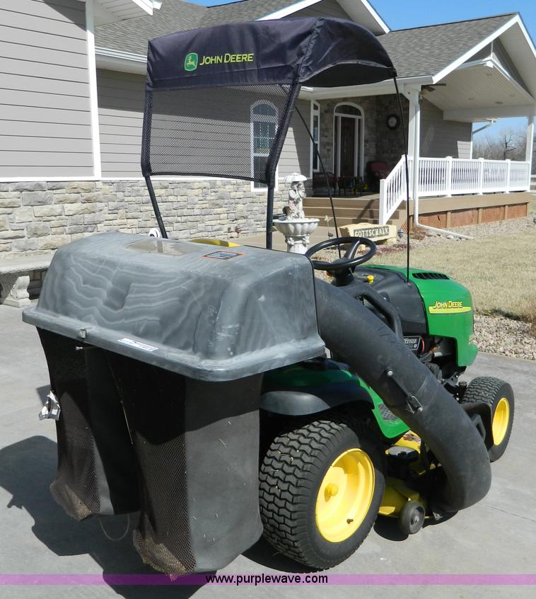 image for item E9453 John Deere L120 lawn mower