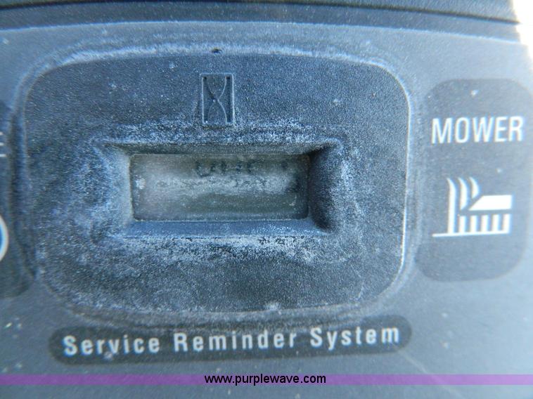 image for item E9453 John Deere L120 lawn mower