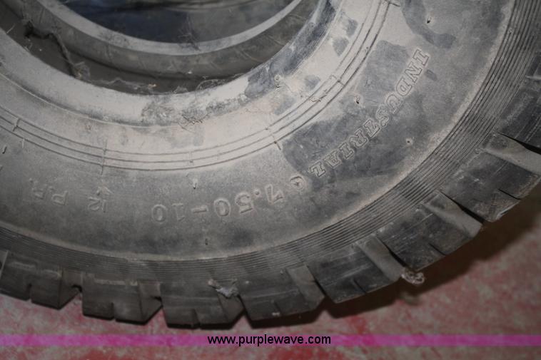 image for item L9267 (2) 7.50-10 forklift tires