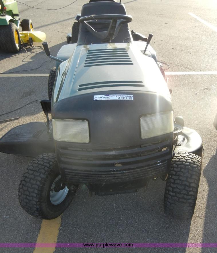 image for item U9917 Quality Farm garden tractor