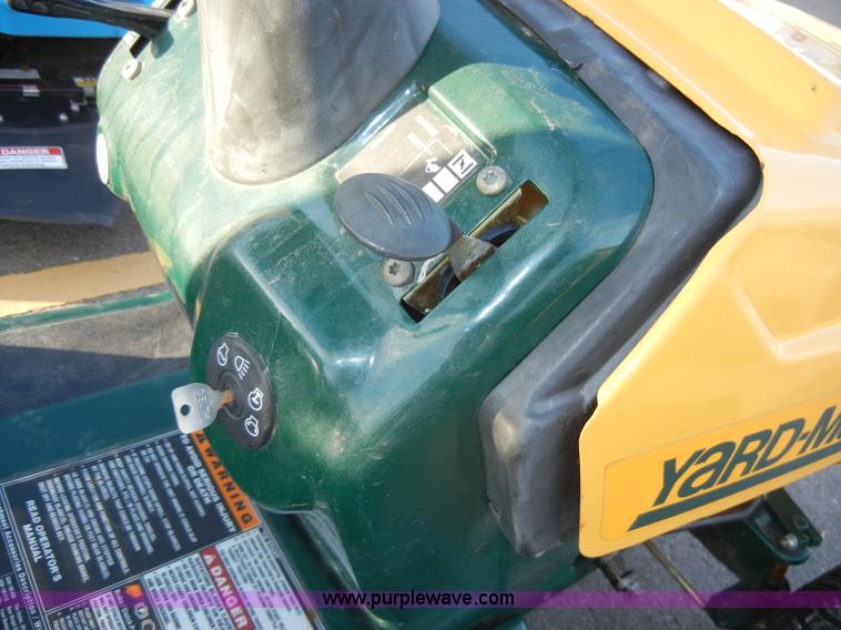 image for item U9918 Yardman lawn mower