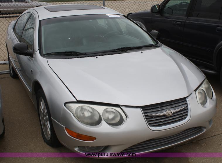 image for item C4412 2001 Chrysler 300M