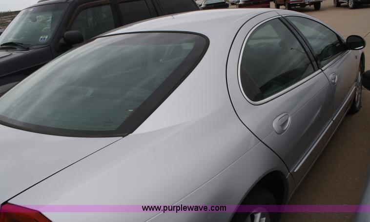 image for item C4412 2001 Chrysler 300M