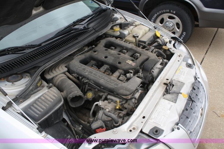 image for item C4412 2001 Chrysler 300M