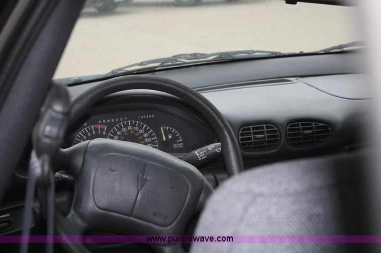 image for item C4415 1998 Pontiac Sunfire SE