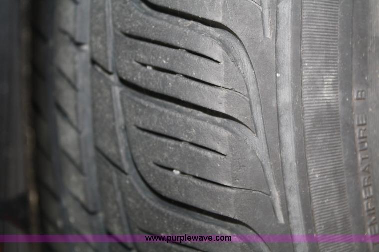 image for item C4415 1998 Pontiac Sunfire SE