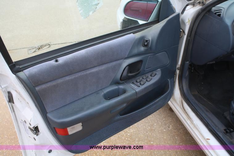 image for item C4416 1993 Ford Taurus GL