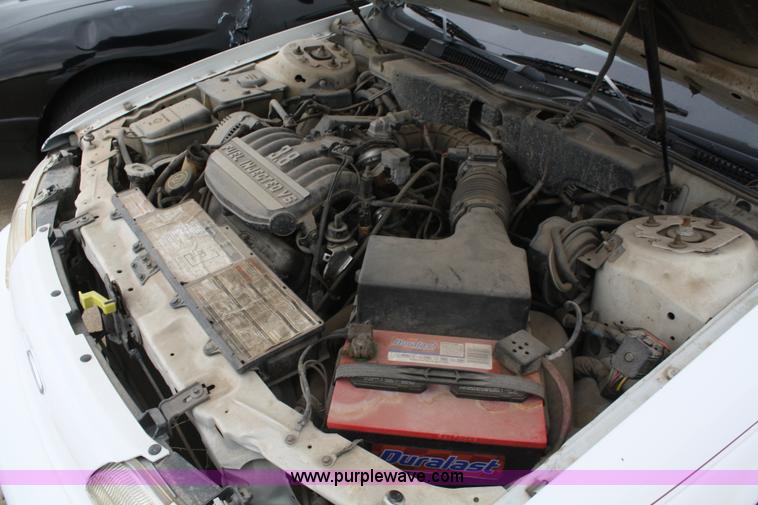 image for item C4416 1993 Ford Taurus GL