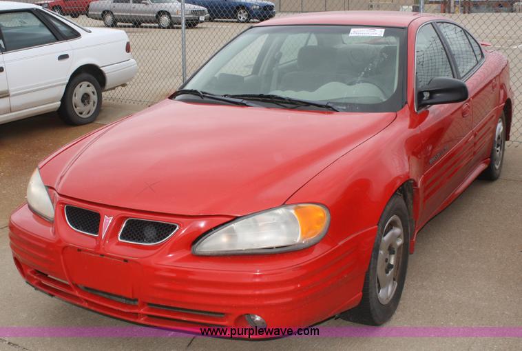 image for item C4417 2001 Pontiac Grand Am SE