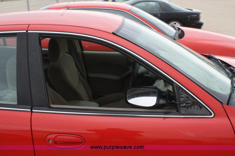 image for item C4417 2001 Pontiac Grand Am SE