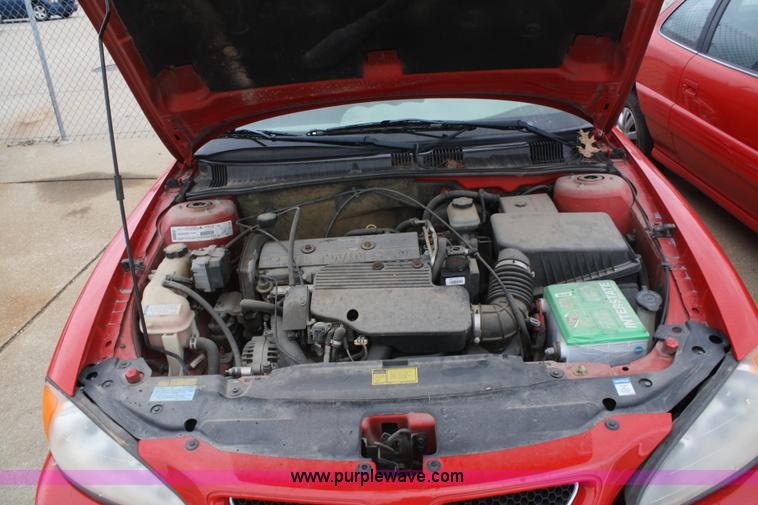 image for item C4417 2001 Pontiac Grand Am SE