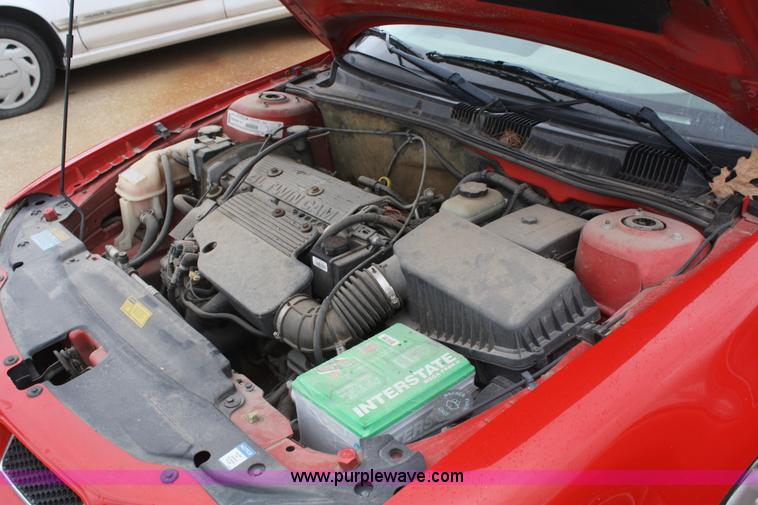 image for item C4417 2001 Pontiac Grand Am SE