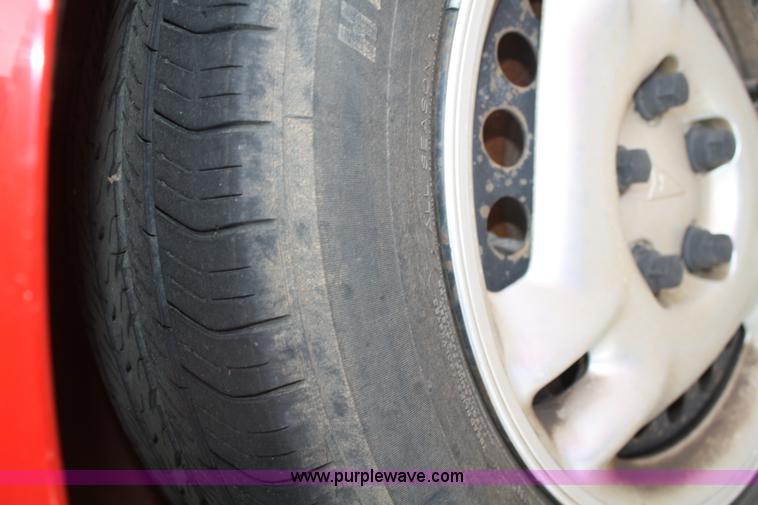 image for item C4417 2001 Pontiac Grand Am SE