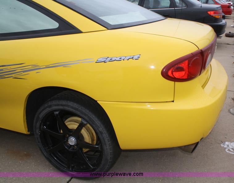 image for item C4420 2004 Chevrolet Cavalier