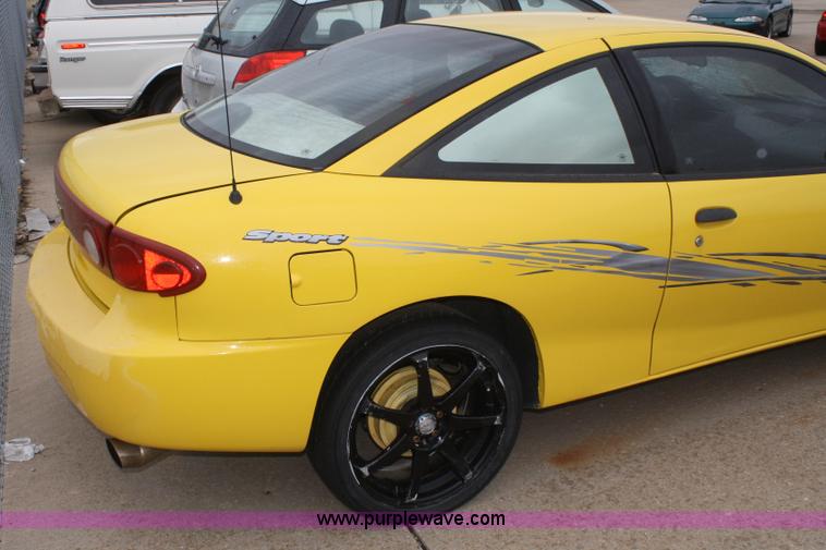 image for item C4420 2004 Chevrolet Cavalier