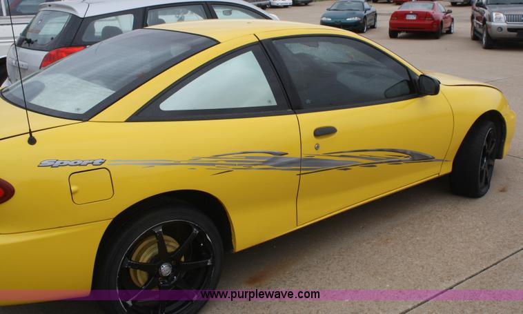 image for item C4420 2004 Chevrolet Cavalier