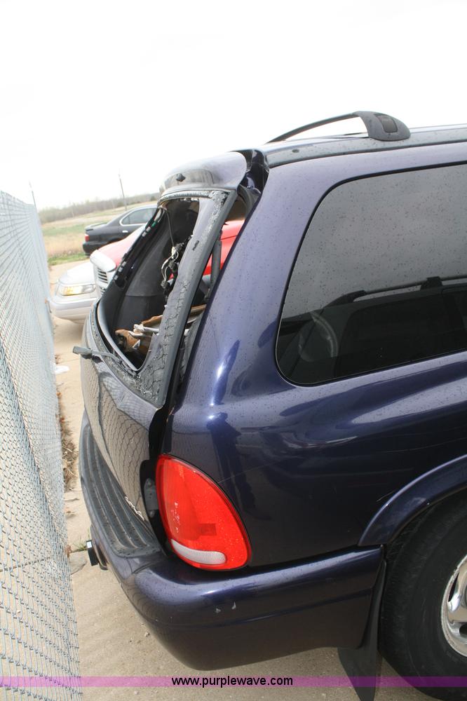 image for item C4422 1999 Dodge Durango SLT SUV