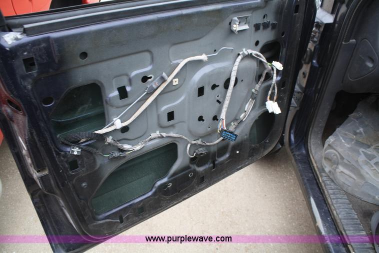 image for item C4422 1999 Dodge Durango SLT SUV