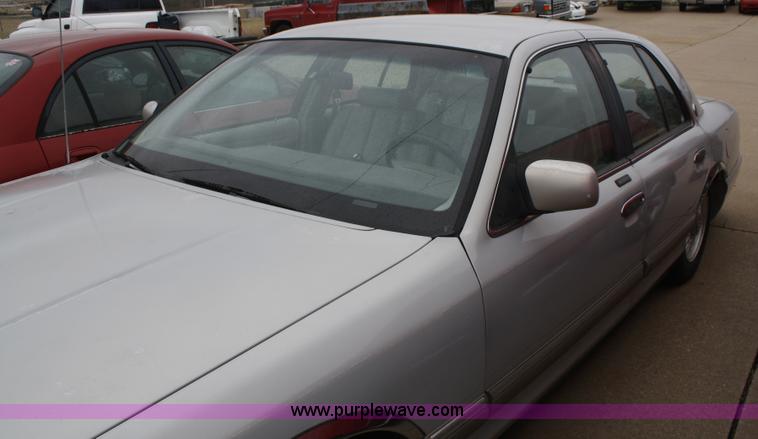 image for item C4423 1992 Mercury Grand Marquis LS