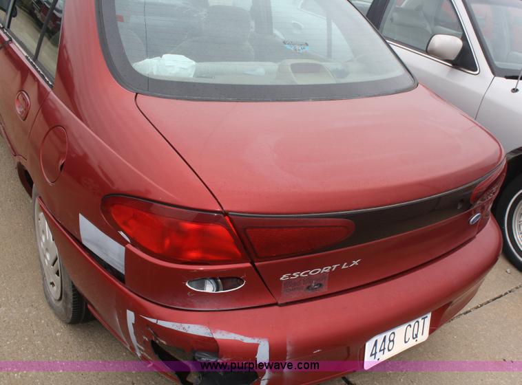image for item C4424 1997 Ford Escort LX