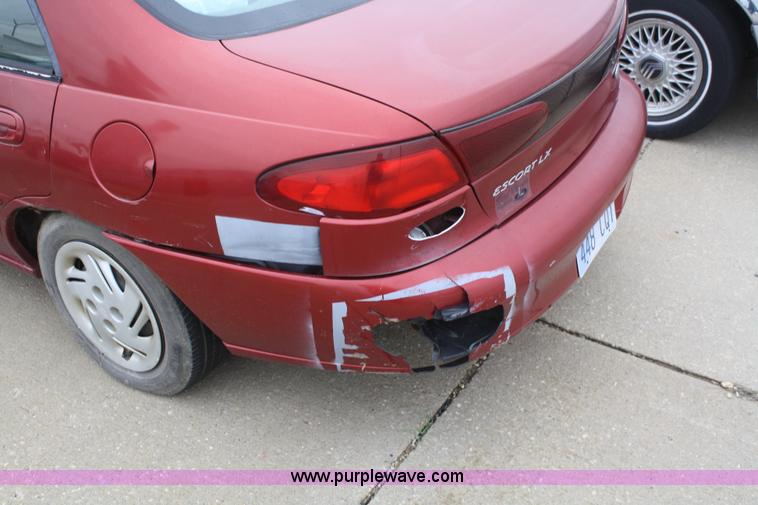 image for item C4424 1997 Ford Escort LX