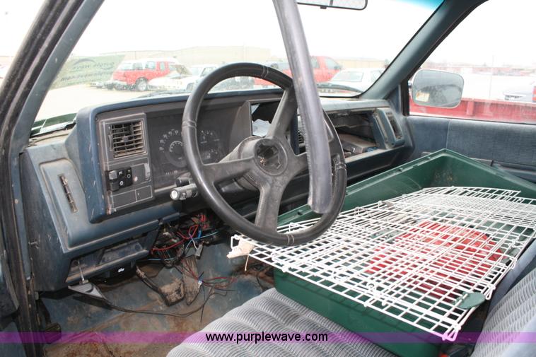 image for item C4426 1990 Chevrolet Silverado K1500 pickup truck
