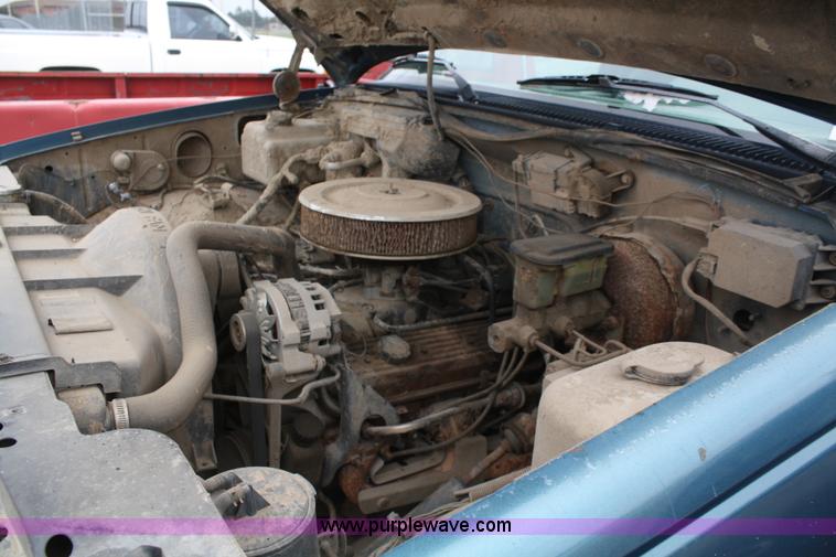 image for item C4426 1990 Chevrolet Silverado K1500 pickup truck