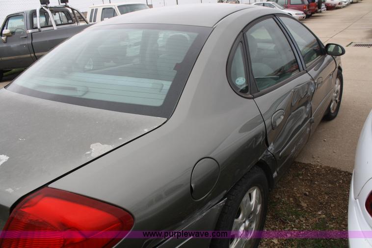 image for item C4427 2002 Ford Taurus LX
