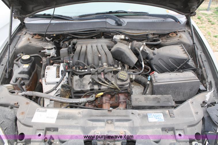 image for item C4427 2002 Ford Taurus LX
