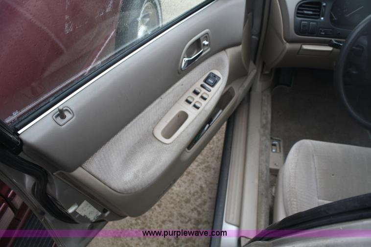 image for item C4430 1996 Honda Accord LX