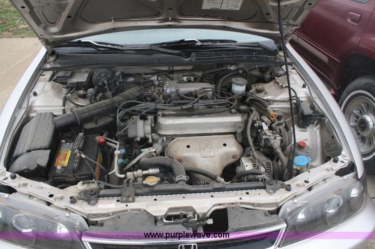 image for item C4430 1996 Honda Accord LX