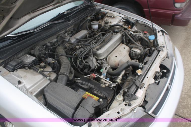 image for item C4430 1996 Honda Accord LX