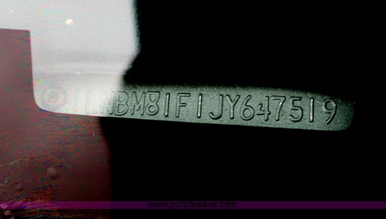 image for item C4433 1988 Lincoln Town Car