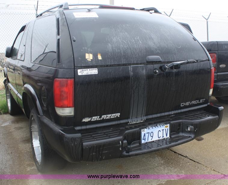 image for item C4434 2001 Chevrolet Blazer LS SUV