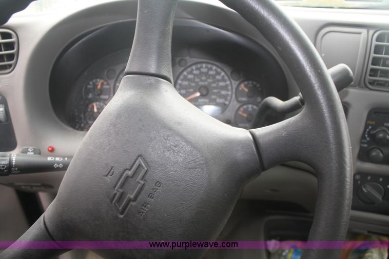 image for item C4434 2001 Chevrolet Blazer LS SUV